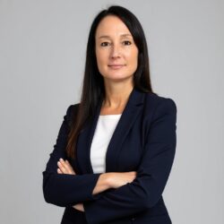Angela Wolfe